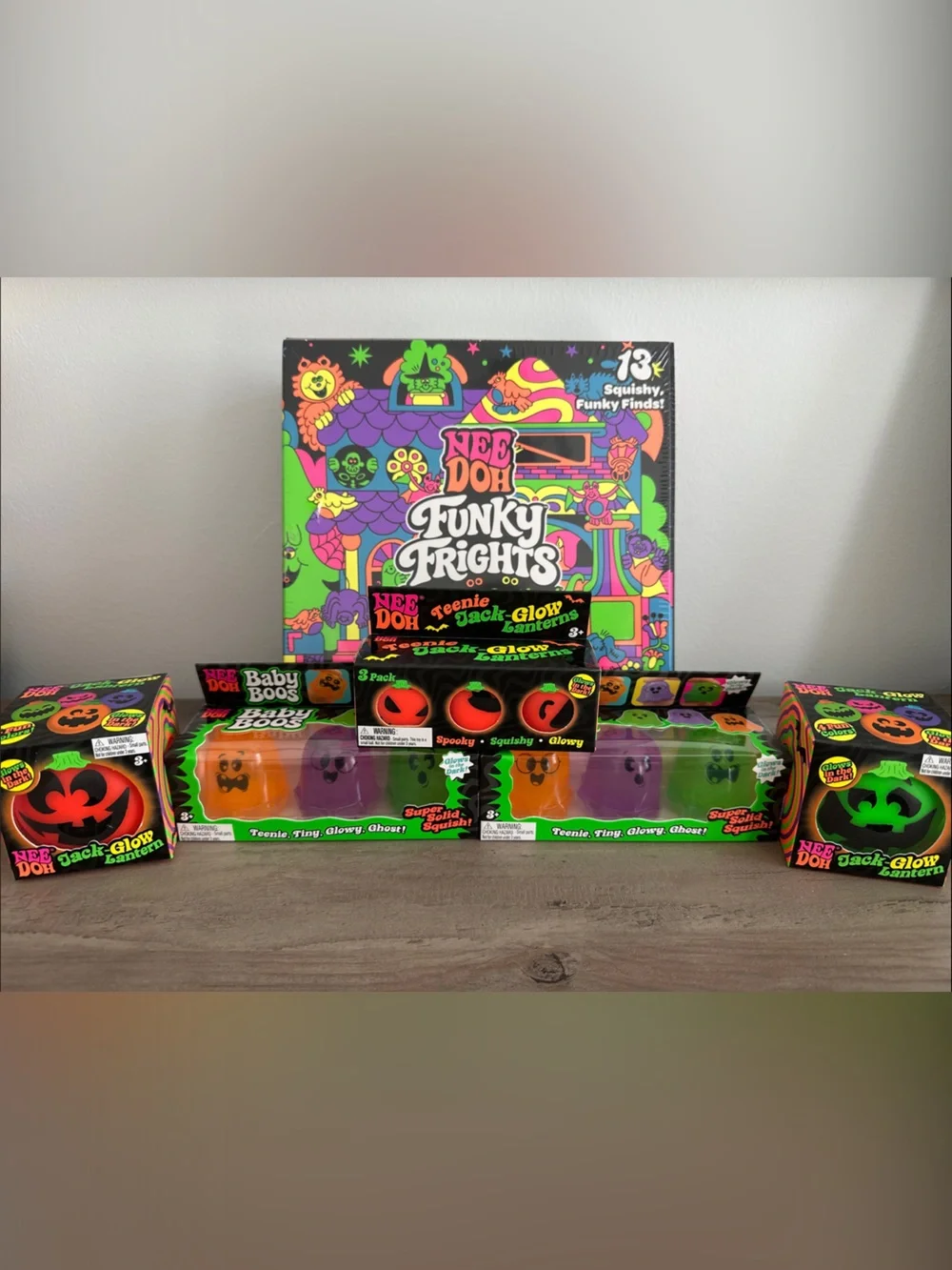 NeeDoh Funky Frights Glow Jack-O'-Lantern Squishy Set - Green & Orange